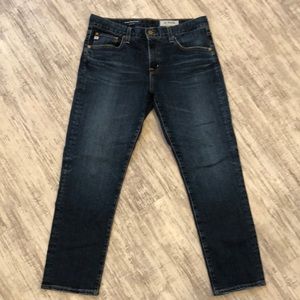 AG ex-boyfriend slim size 29r in great condition, length 27 inches from rise.